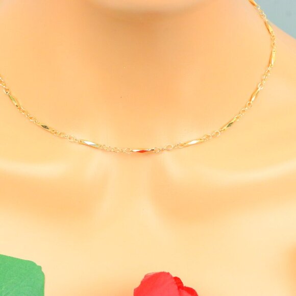 Delicate & Contemporary Necklace Chain, A Lovely Choice for Women, EVCH1741 - Picture 5 of 10